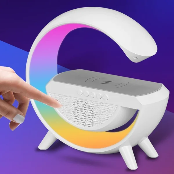 STATIE INCARCARE WIRELESS 3 IN 1 CU LAMPA RGB SI BOXA BLUETOOTH