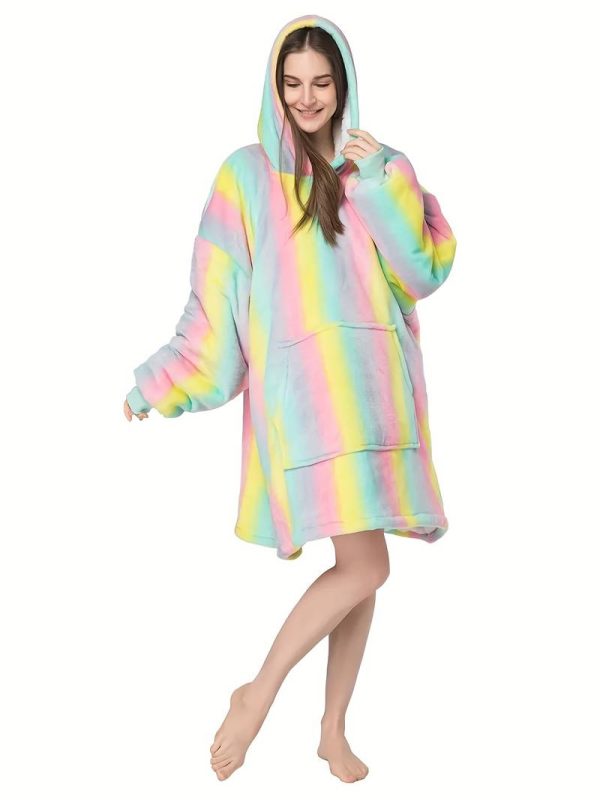 PATURA CURCUBEU4 OFERTA 1+1 Patura tip hanorac cu blana si gluga Bleumarin si cu imprimeu Curcubeu