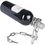 Lant metalic, suport pentru sticle de vin , Iluzia unei sticle de vin plutitoare